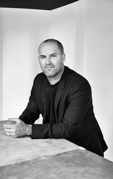 Alexander Lervik, formgivare.
