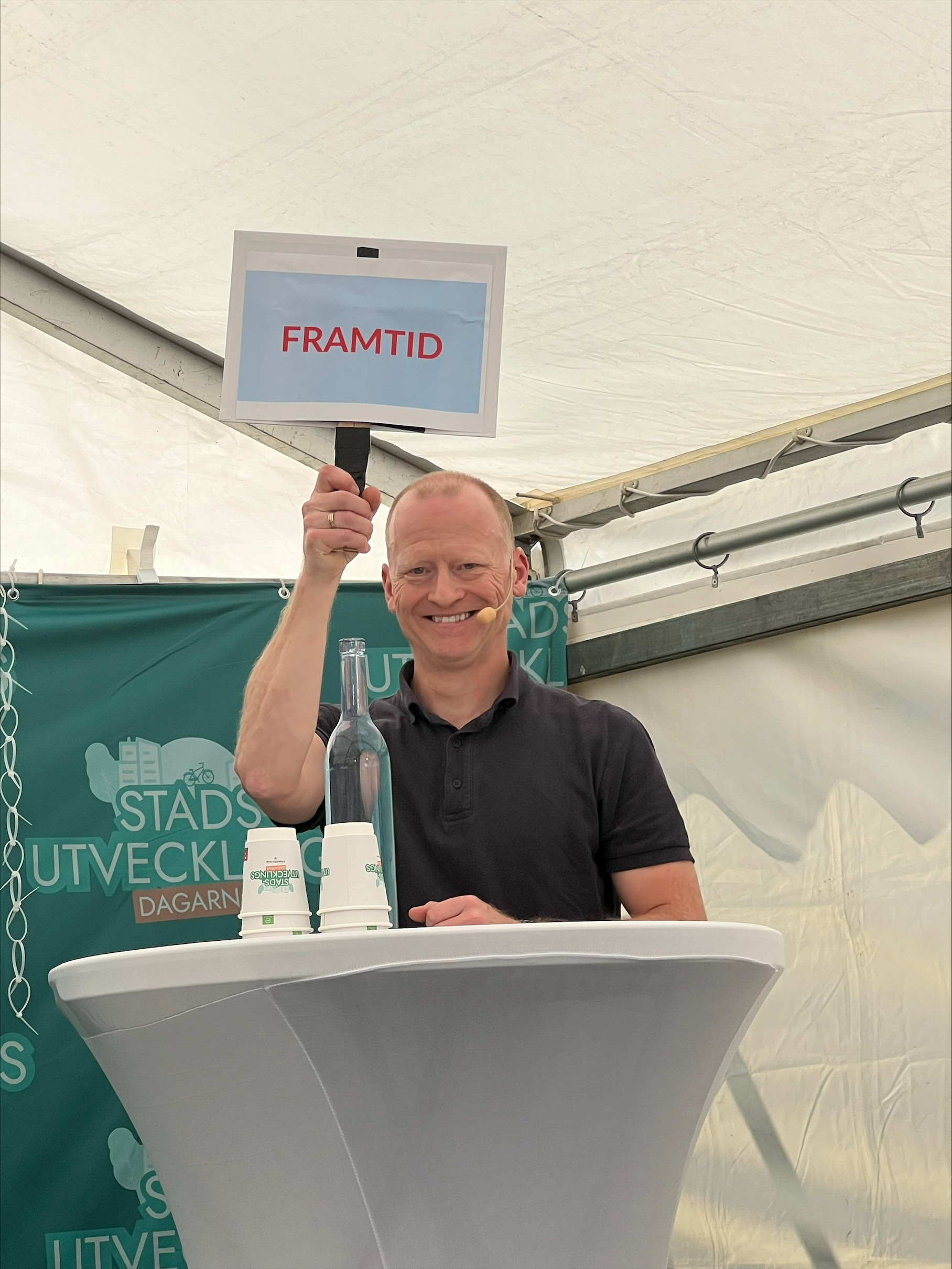 Robin Ljungar, TMF:s hållbarhetschef, på Stadsutvecklingsdagarna i Almedalen 2024.