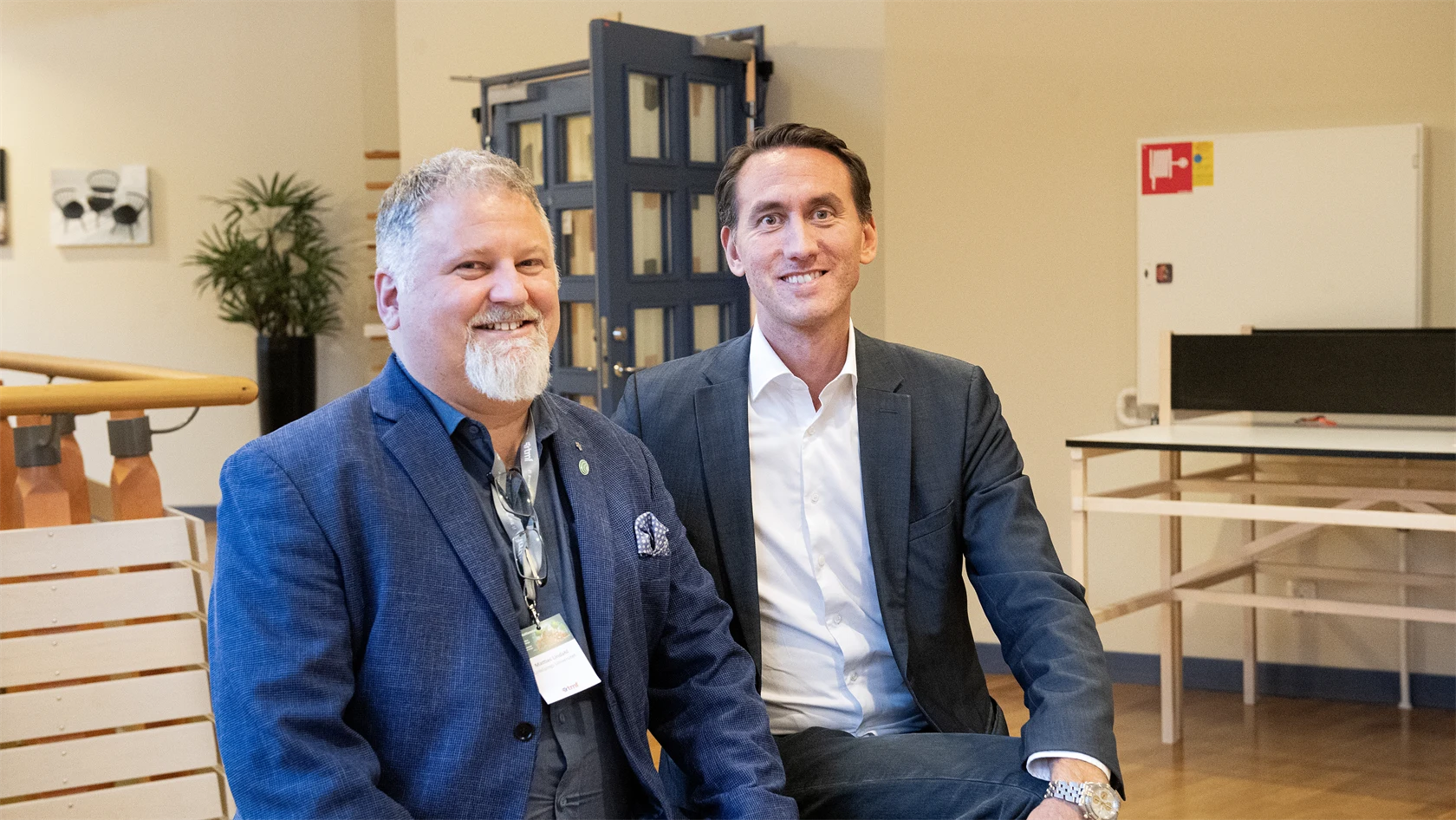 Mattias Lindahl, professor i produktrelaterat miljöarbete vid Linköpings universitet, samt Karl-Johan Linghede, vd för Modular management. 